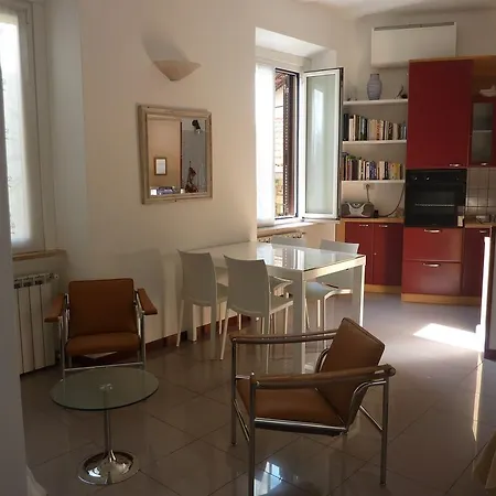 Apartment Pied A Terre